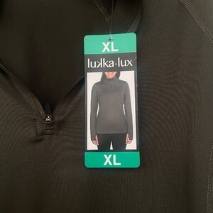 NWT Lukka Lux Women’s 1/4 Zip Olive green/gray M Long Sleeve Stretchy Pullover